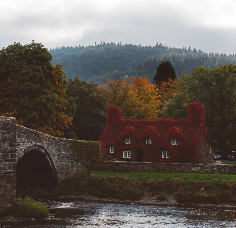 Tu-Hwnt-I'r Bont Tearooms, Llanrwst during autumn