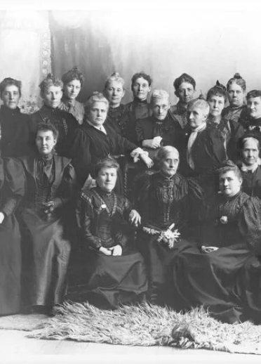 Black and white photograph of women who are suffrage leaders