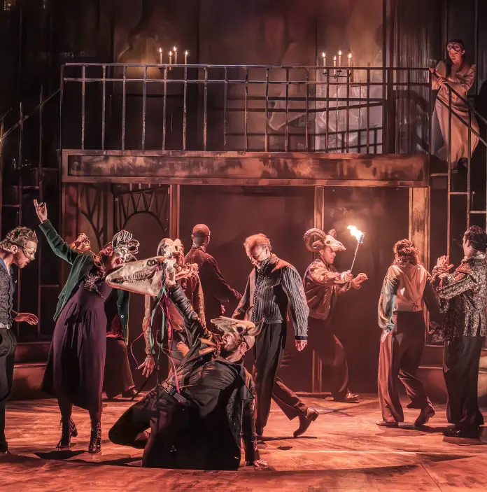 The cast of Romeo a Juliet on stage